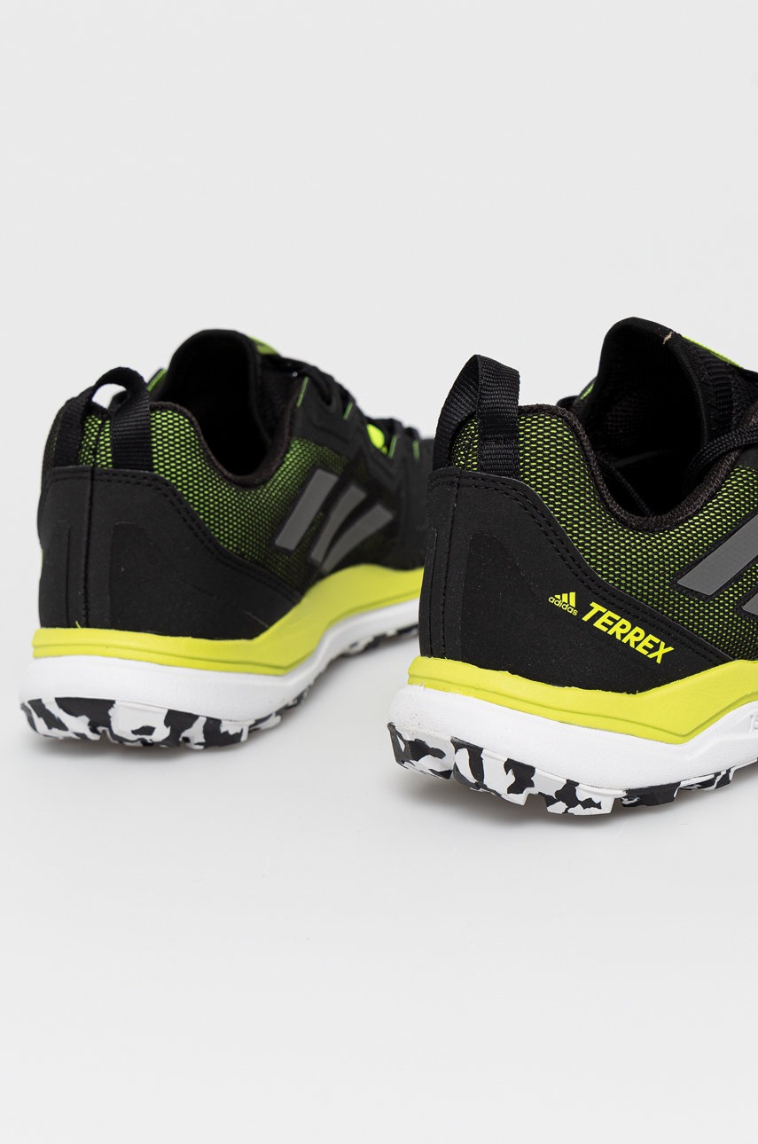 Topánky adidas Performance FW5129 pánske, čierna farba | ANSWEAR.sk