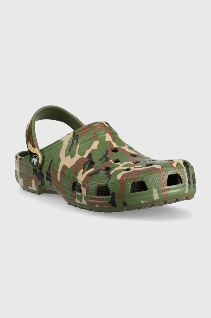 Camo crocs hot sale for men