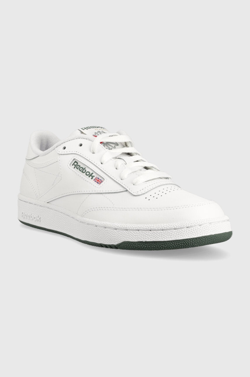 Reebok classic club c 85 trainers in white leather Clearance