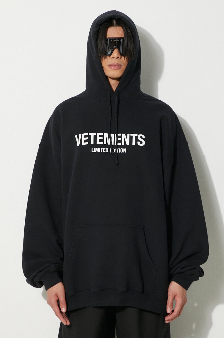 VETEMENTS sweatshirt Limited Edition Logo Hoodie black color VETEMENTS sweatshirt Limited Edition Logo Hoodie black color