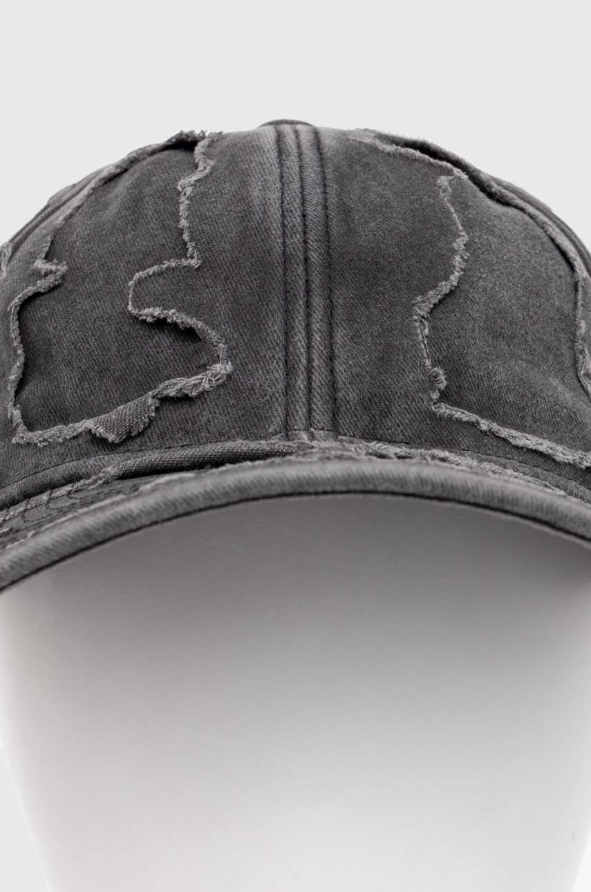 VETEMENTS cotton baseball cap Destroyed Cap PRM EU