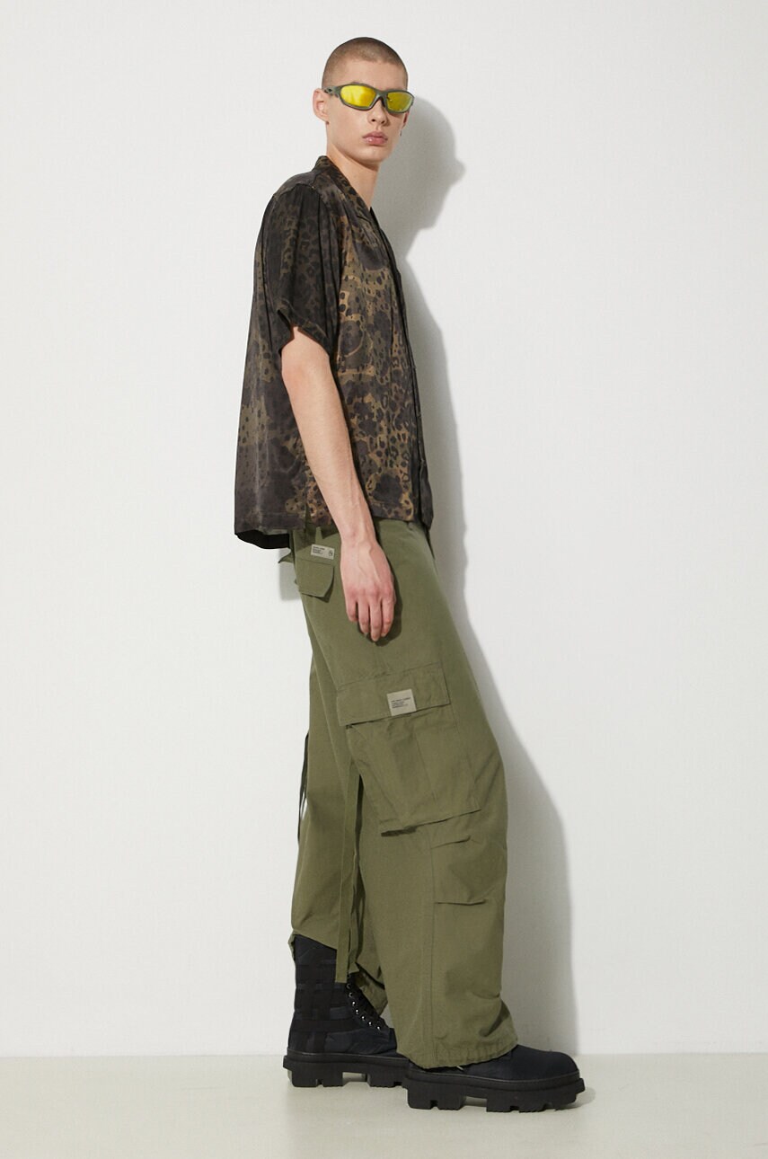 NEIGHBORHOOD cotton trousers Wide Cargo Pants green color NEIGHBORHOOD cotton trousers Wide Cargo Pants green color