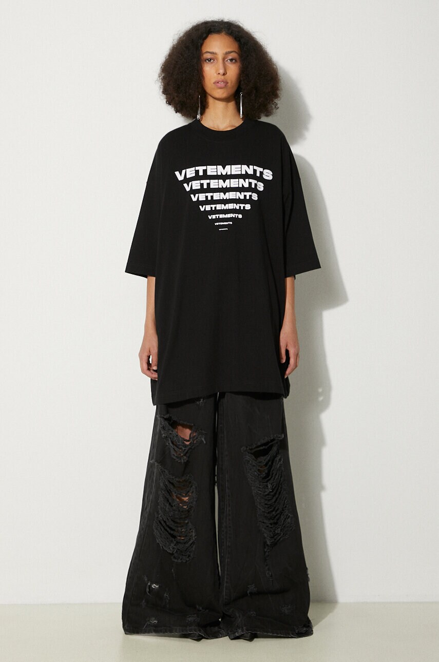 VETEMENTS cotton t-shirt Pyramid Logo PRM EU VETEMENTS cotton t-shirt Pyramid Logo PRM EU