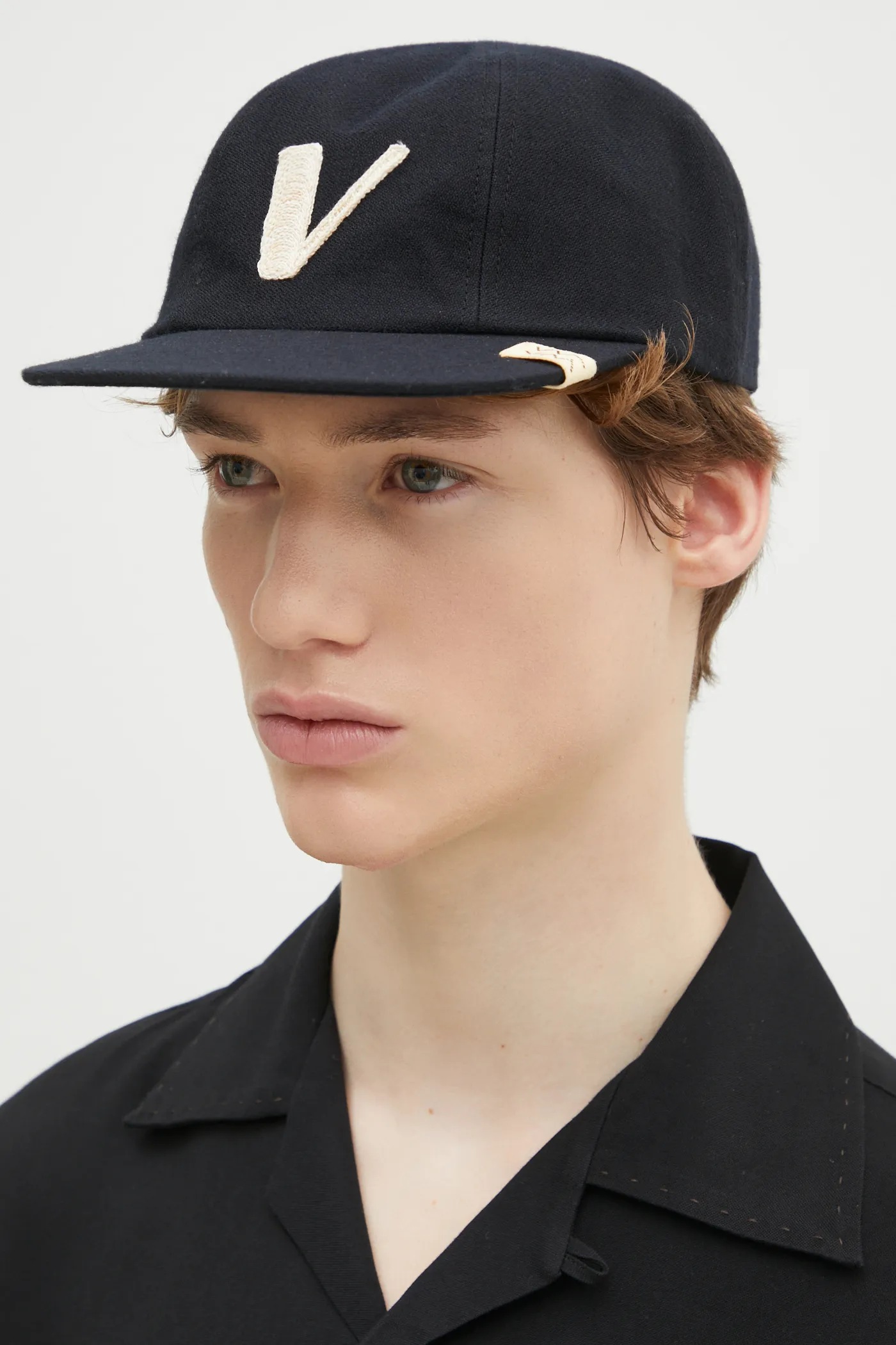 Visvim woolen baseball cap Honus Cap navy blue color with an