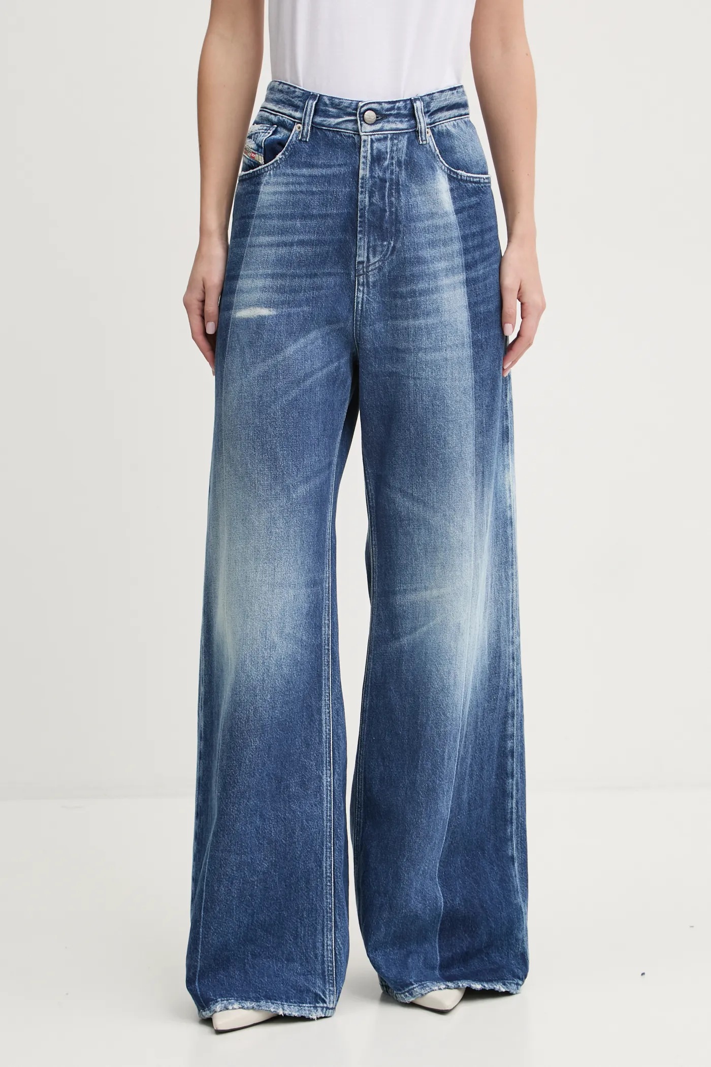 パンツ 24SS DIESEL 1996 D-Sire-S1 Jeans 09i47 Diesel ウィメンズ デニム 1996 D-Sire ストレート ジーンズ