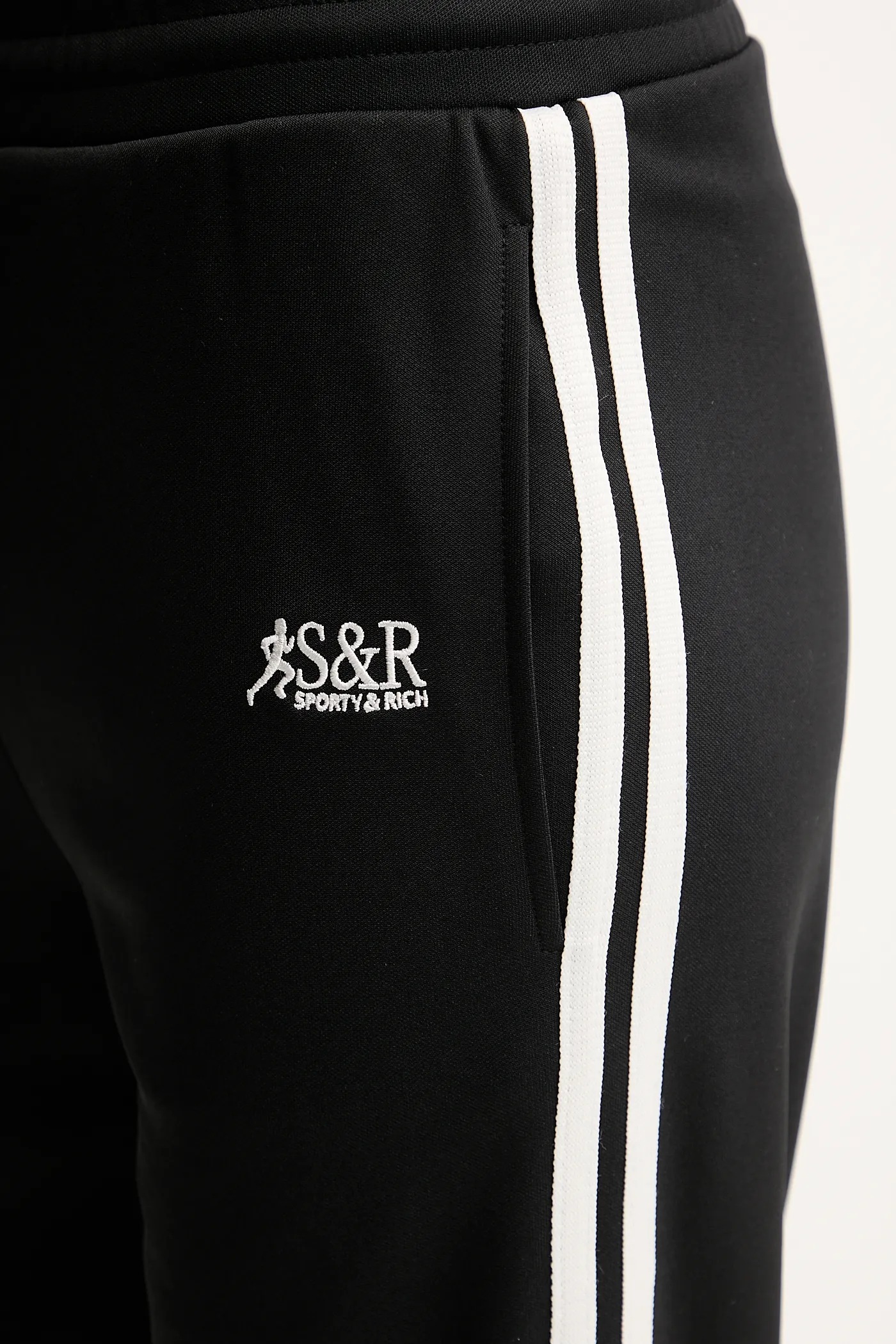 パンツ Sporty & Rich SR Runner 90s Elio Track Pant (55226) Sporty & Rich joggers Sr Runner 90S Elio Track black color
