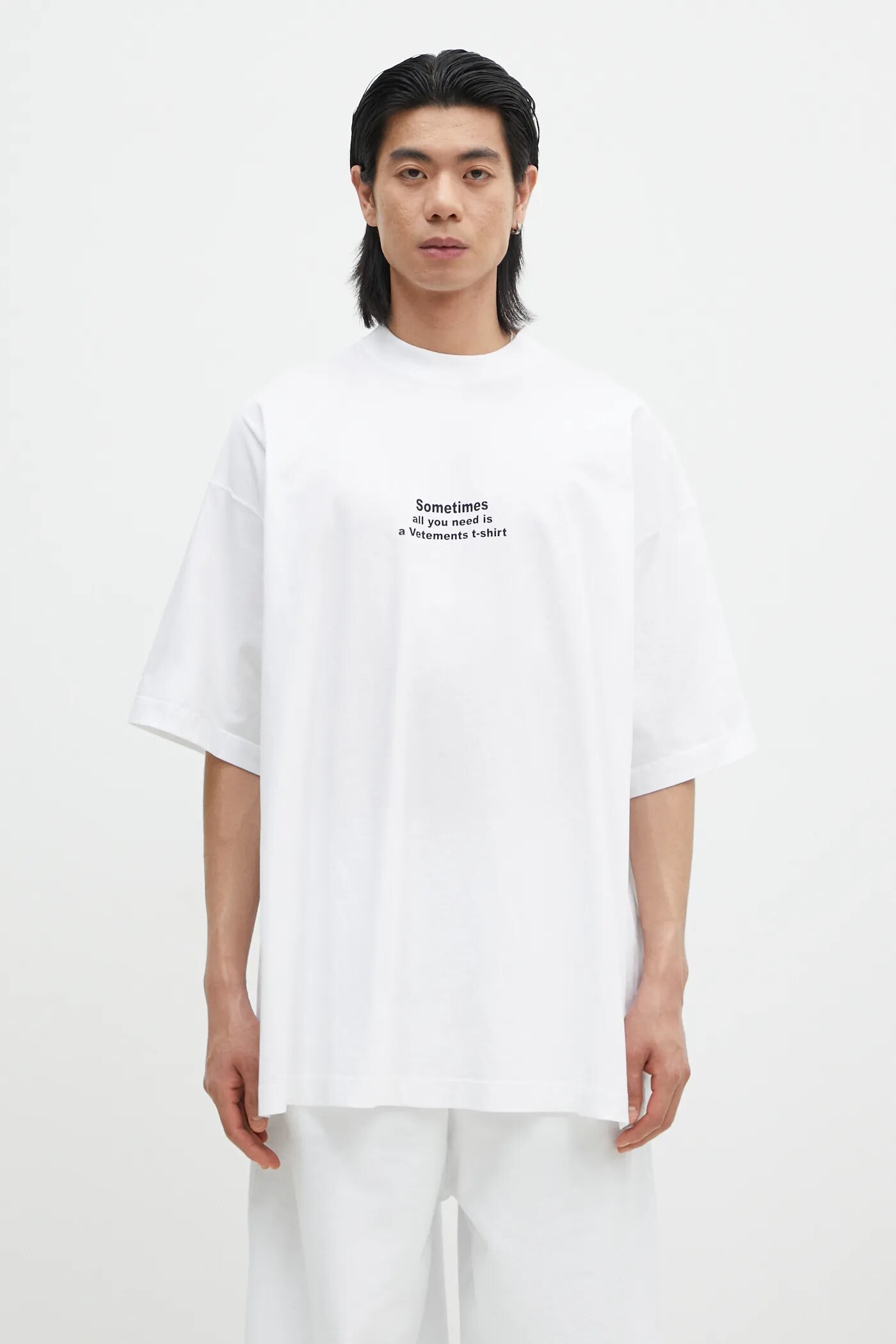 VETEMENTS(ヴェトモン) Tシャツ・カットソー(レディース) - 海外