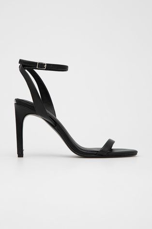 Calvin Klein sandały skórzane Essentia kolor czarny