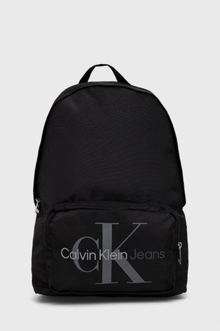 Раница Calvin Klein Jeans в черно голям размер с апликация
