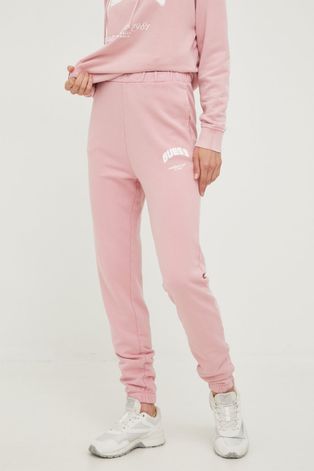 Хлопковые спортивные штаны Guess женские цвет розовый с принтом