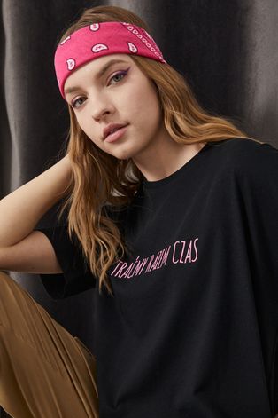 T-shirt damski bawełniany z napisem czarny