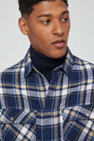 Koszula męska z tkaniny w kratę