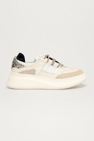 Обувки MOA Concept в бяло с платформа
