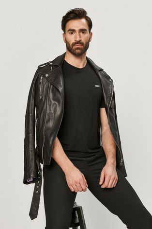Памучна тениска Hugo в черно с изчистен дизайн