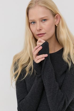 Вълнен пуловер Birgitte Herskind Camb дамски в сиво от лека материя