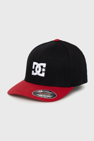 DC czapka kolor czarny gładka