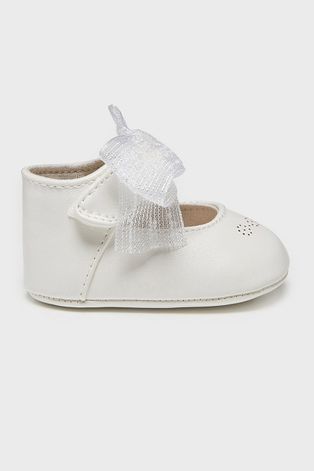 Dětské boty Mayoral Newborn bílá barva