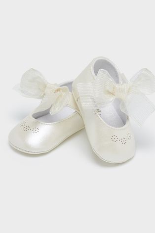 Обувь для новорождённых Mayoral Newborn цвет бежевый
