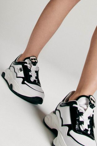 Dětské boty Karl Lagerfeld bílá barva