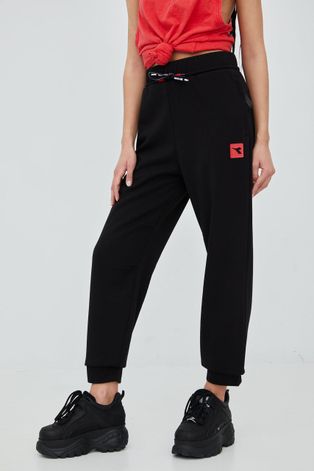 Diadora spodnie dresowe damskie kolor czarny gładkie