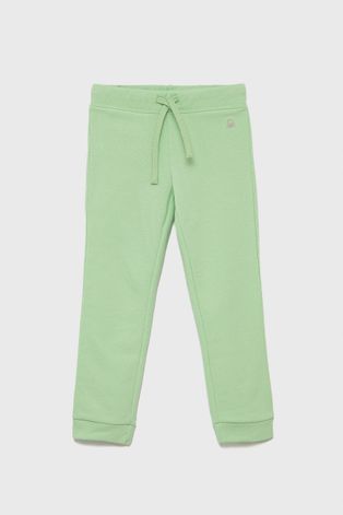 Детские хлопковые брюки United Colors of Benetton цвет зелёный гладкие