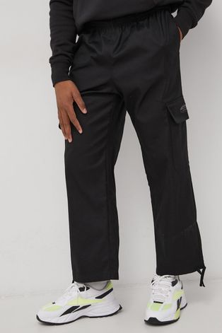 Панталон adidas Originals мъжки в черно с кройка тип карго