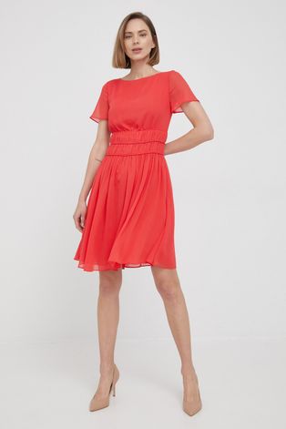 Šaty Emporio Armani červená farba, mini, áčkový strih
