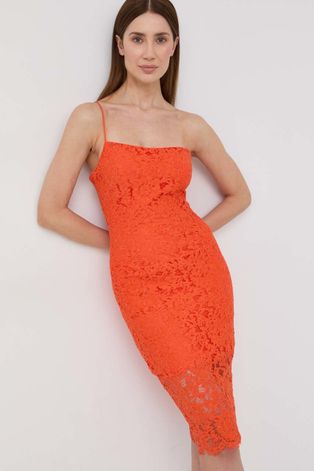 Рокля Bardot в оранжево къс модел с кройка по тялото