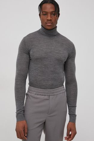 Вълнен пуловер Bruuns Bazaar Charles мъжки в сиво от лека материя с широко поло