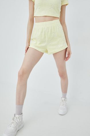 Kratke hlače Juicy Couture za žene, boja: žuta, glatki materijal, visoki struk
