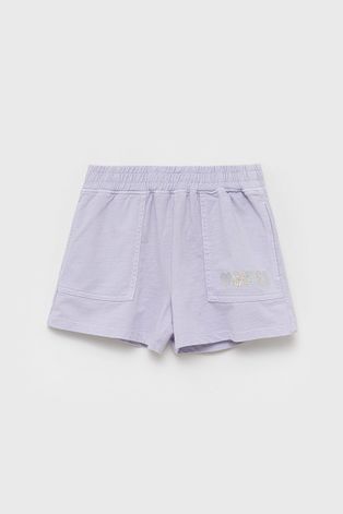 Dětské bavlněné šortky Guess fialová barva, s potiskem