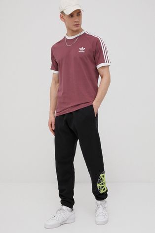 Bavlněné tričko adidas Originals Adicolor vínová barva, s aplikací