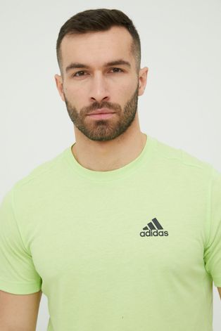 Тренувальна футболка adidas Designed 2 Move колір зелений однотонна