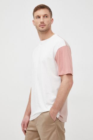Тениска Selected Homme в розово с десен