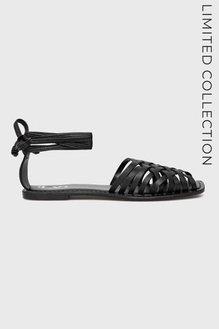 Шкіряні сандалі Answear Lab X Лімітована колекція BE BRAVE жіночі колір чорний