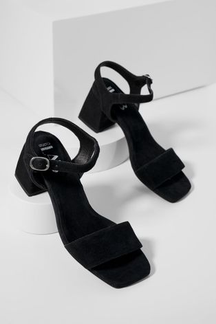 Answear Lab sandale din piele intoarsa culoarea negru