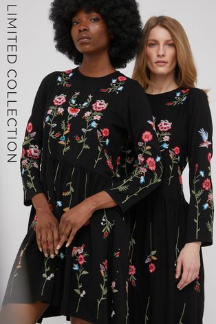 Φόρεμα Answear Lab X limited festival collection BE BRAVE χρώμα: μαύρο