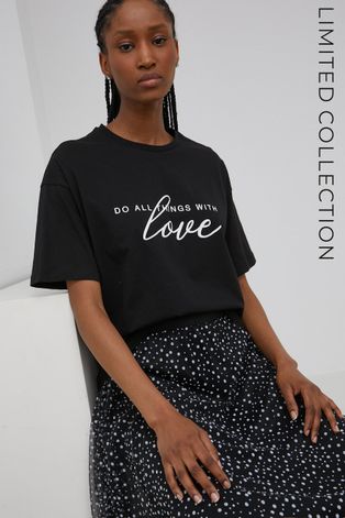 Памучна тениска Answear Lab x limited festival collection BE BRAVE в черно