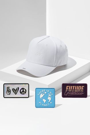 Шапка Next generation headwear в бяло с апликация