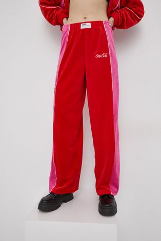 Local Heroes Spodnie x Coca Cola damskie kolor czerwony proste high waist