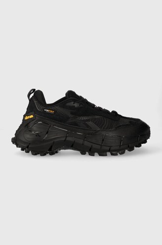 Hoka One One Clifton 9 GTX Running Shoe - Black / Black