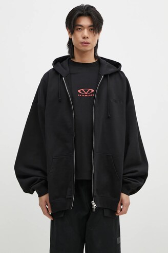 VETEMENTS UA66HD660BBLACK 関税送料込 SS25-BLM0E2-99X_F1_PRM.webp?v=