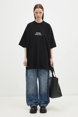 【VETEMENTS】500 Million Dollars オーバーサイズ Tシャツ Black '500 Million Dollars' Oversized T-shirt by VETEMENTS