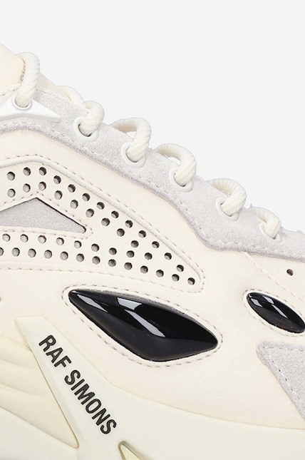 RAF SIMONS ホワイト スニーカー Size 7.5 - Raf Simons x adidas Ozweego Bunny Cream White for sale
