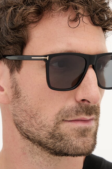 Tom Ford sunglasses Fletcher men's black color FT0832_5701D at PRM US