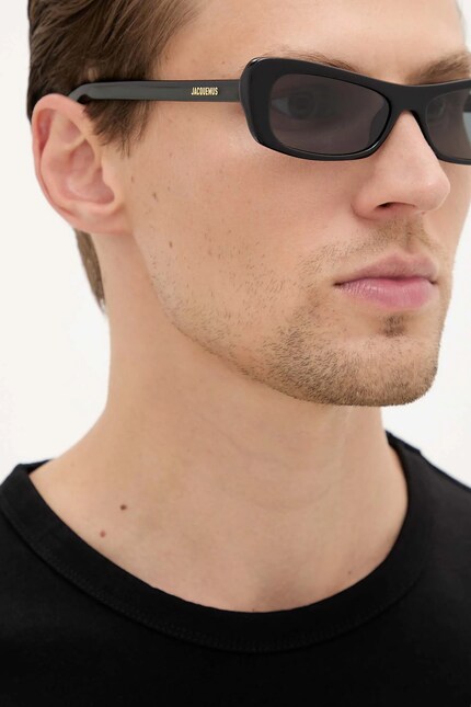 Jacquemus sunglasses CAPRI black color JAC55C1SUN at PRM US