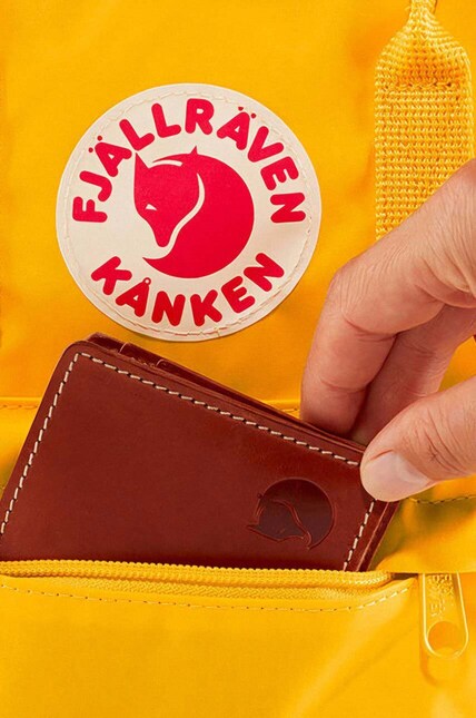 fjllrven kanken navy warm yellow Fjallraven Laptop 13": Your Stylish and Durable Tech Companion  BrandsWalk Fjallravens original Kanken backpack has become one of their most adored designs Did you know there's a