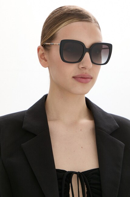 Burberry sunglasses women's black color at PRM US