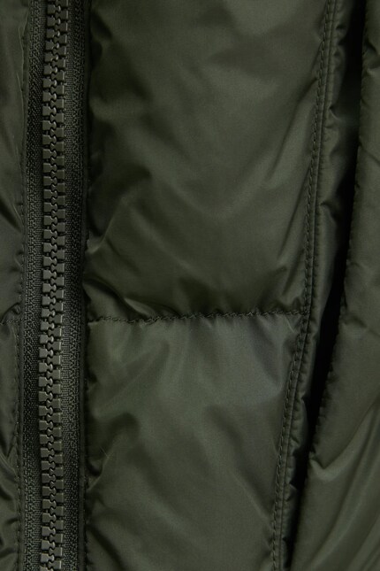 Куртка Weekend Max Mara женская цвет зелёный зимняя 2425496042600