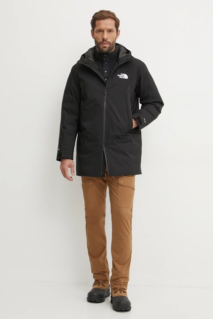 The North Face geaca de puf MTN Range barbati, culoarea negru, de